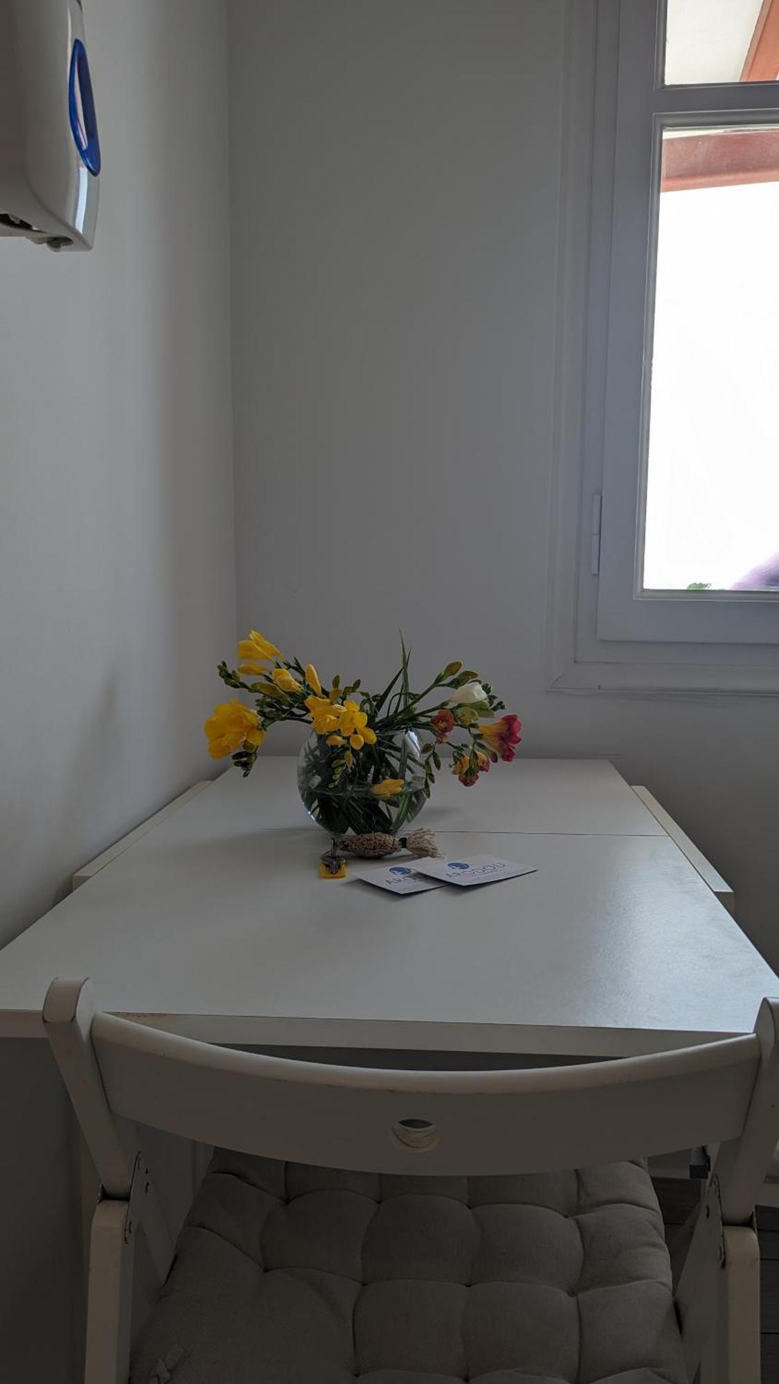Arodou Studio And Apartment Mykonos Town エクステリア 写真