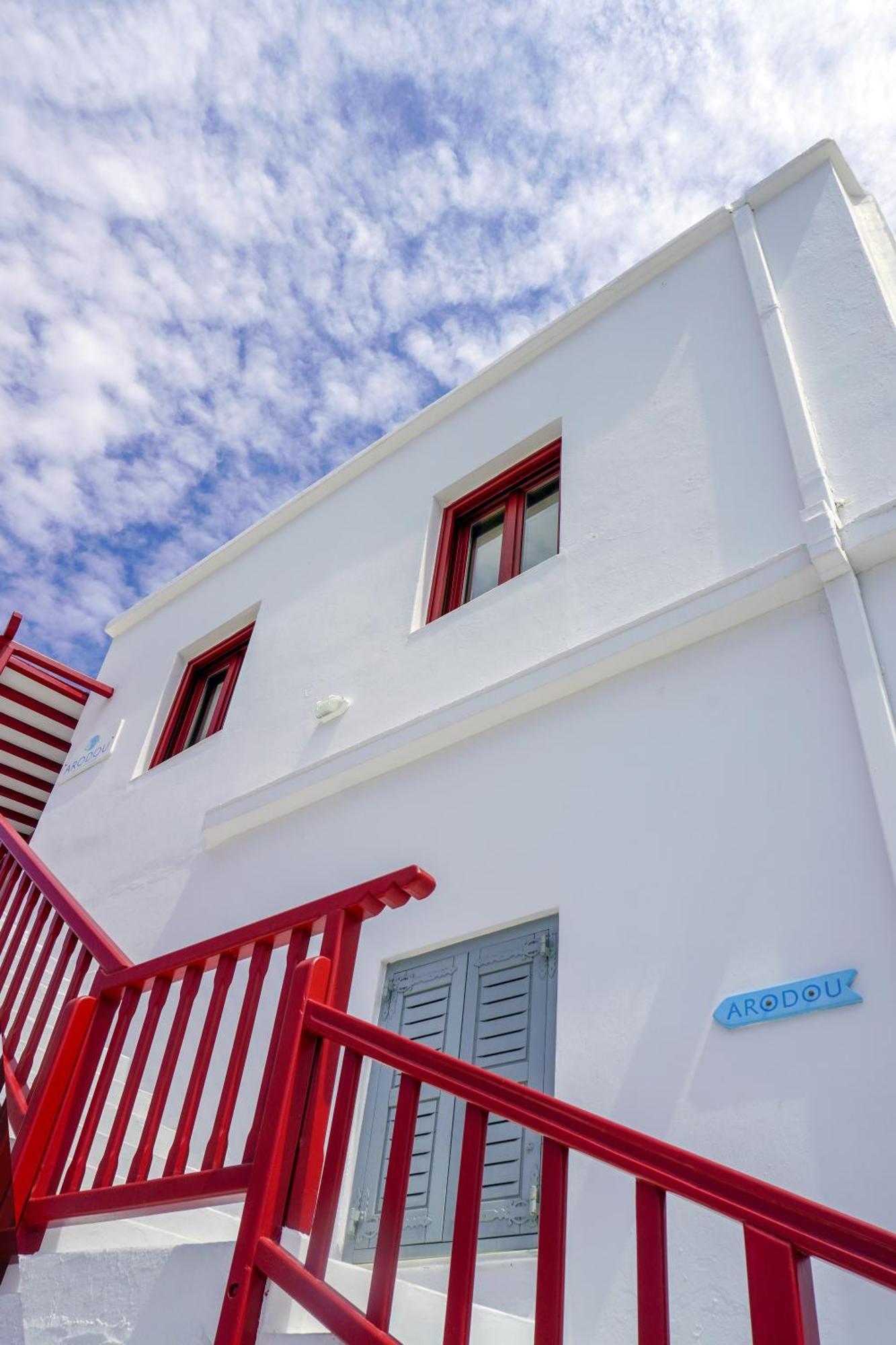 Arodou Studio And Apartment Mykonos Town エクステリア 写真